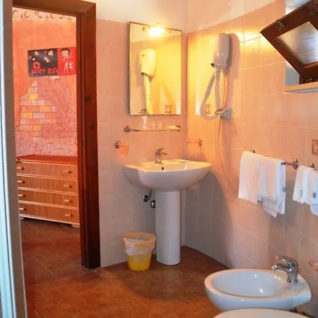 Villaggio Torre Ruffa קאפו ואטיצ'אנו