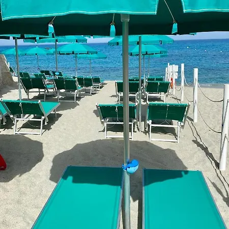 Villaggio Torre Ruffa 4*