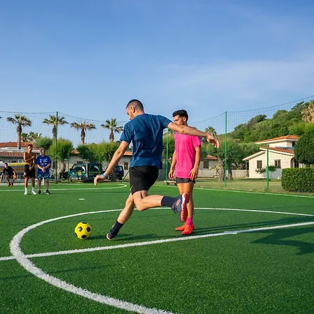 Hotel Villaggio Torre Ruffa 4*