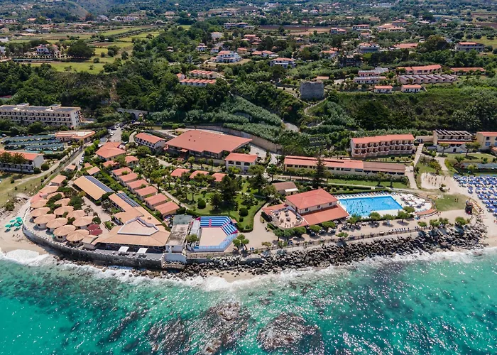 Villaggio Torre Ruffa 4*